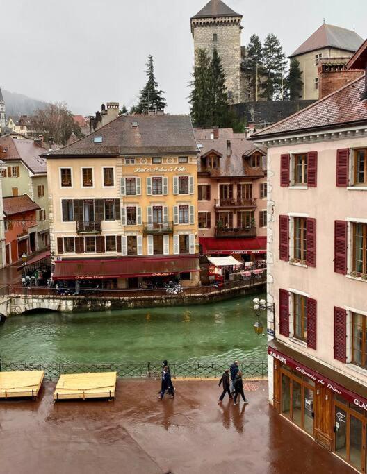Le Roseau - En Plein Coeur Historique Leilighet Annecy Eksteriør bilde