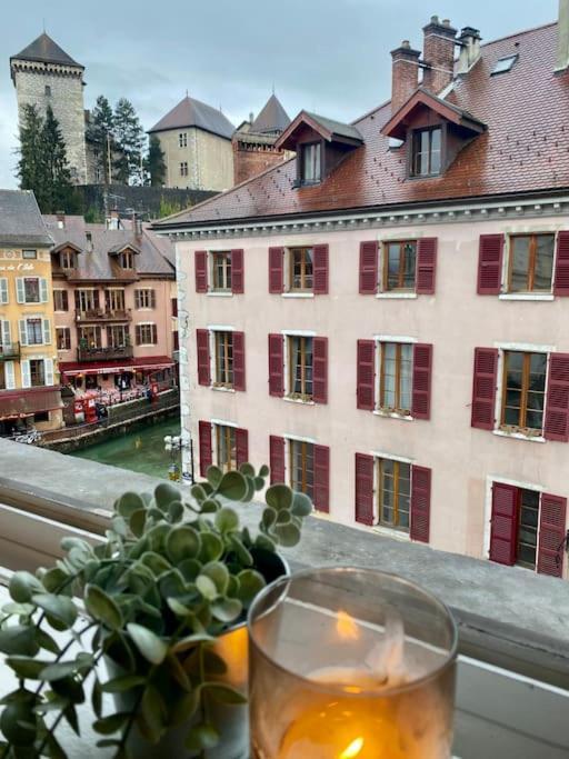 Le Roseau - En Plein Coeur Historique Leilighet Annecy Eksteriør bilde